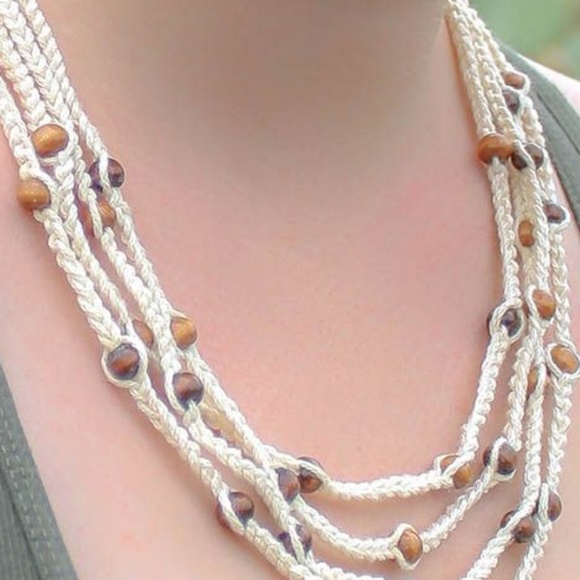 Crochet necklace jewelry with beads - Picture 2 of 2